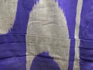 アンティーク　壺垂れ模様織出し銘仙単衣着物